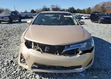 2012 Toyota Camry Base z USA, uszkodzony, nr VIN 4T1BF1FK2CU088564